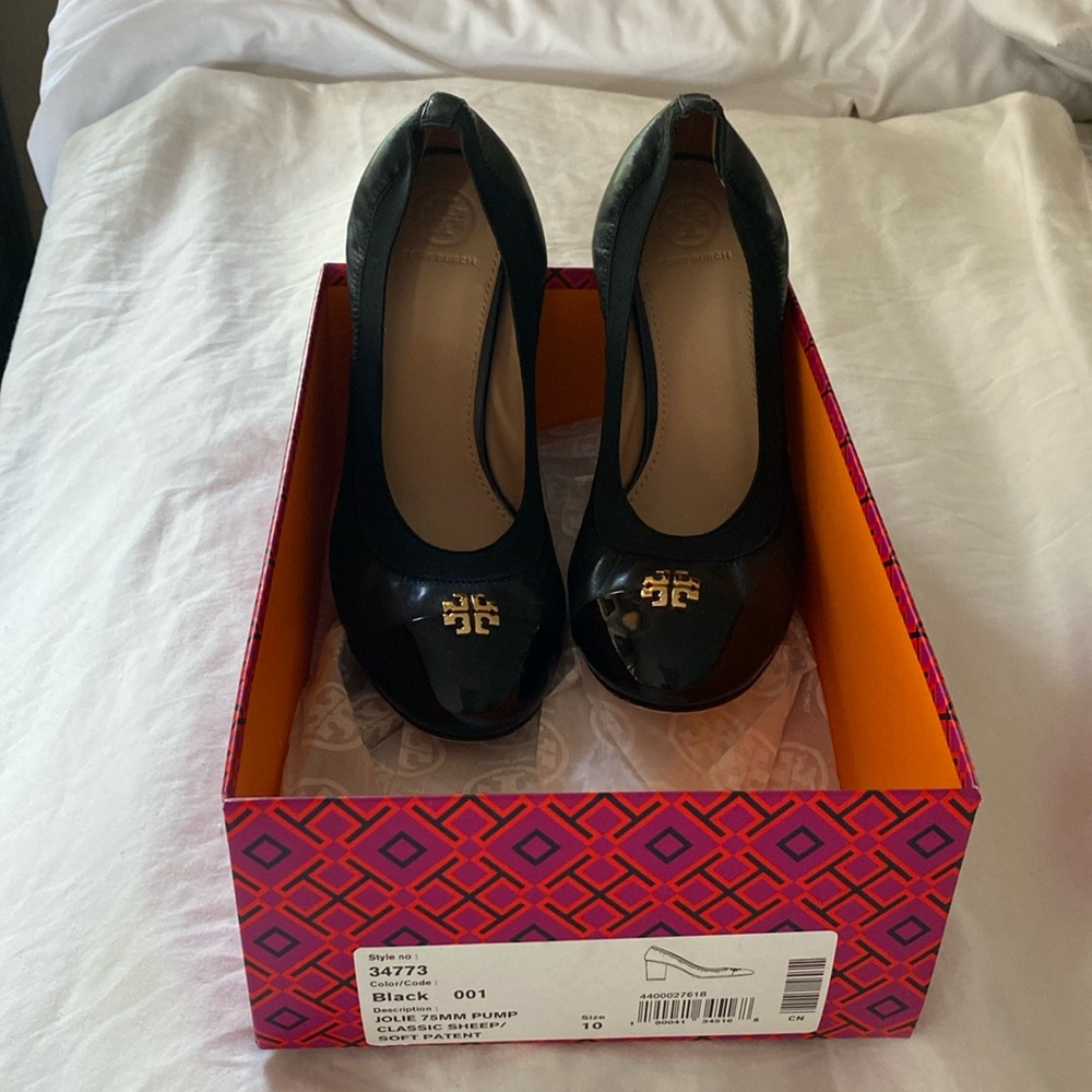 Tory Burch shoes like new